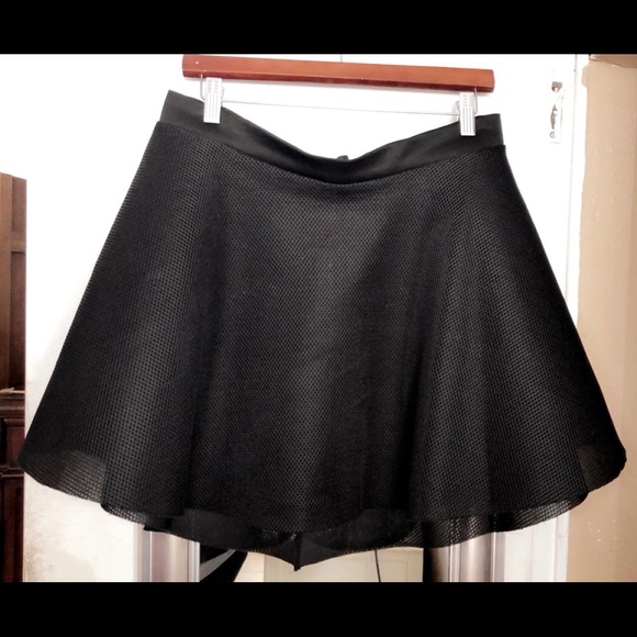 K•Glam black Skirt - Picture 1 of 2